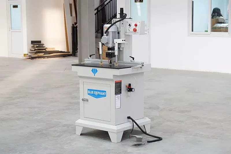 single-head-hinge-drill-machine-171